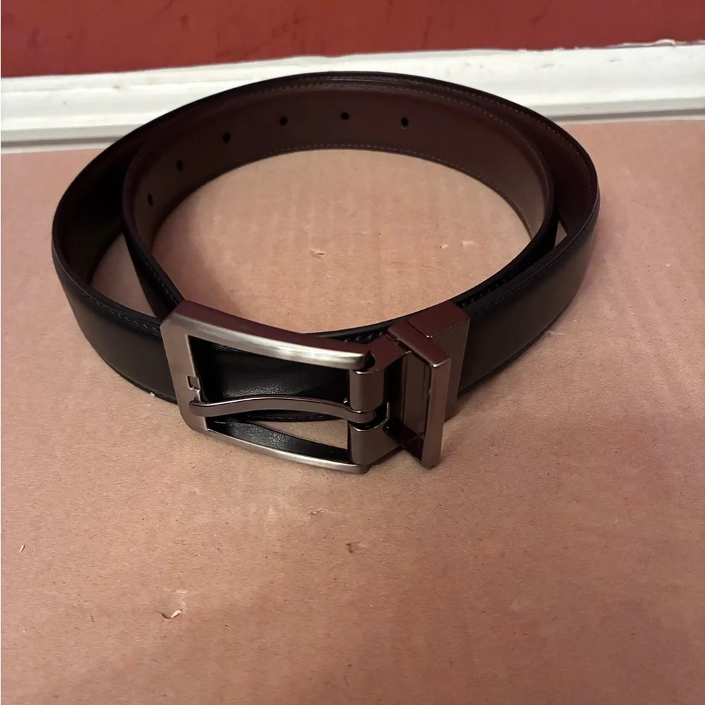 Boys Brown and Black Reversible 100% Leather Belt, Size 30/32